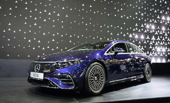 Mercedes-Benz เปิดราคา EQS รถยนต์ไฟฟ้า