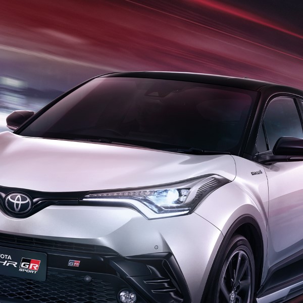 มาแล้ว! New Toyota C-HR HEV GR Sport