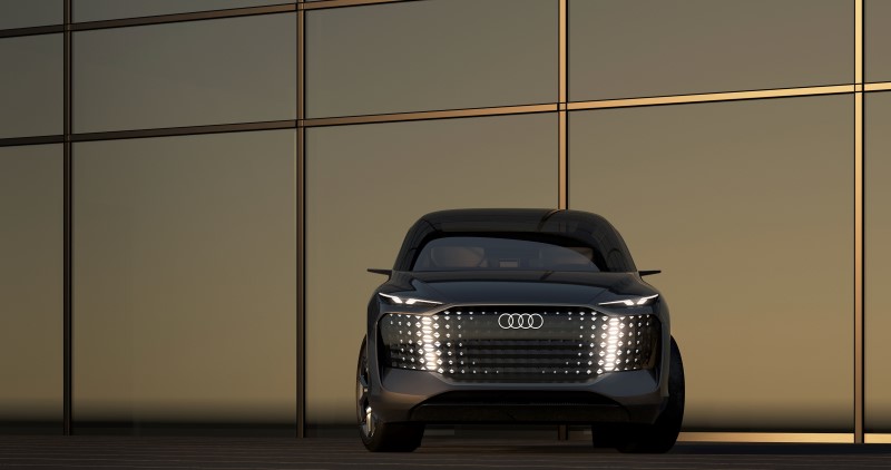 Audi โชว์วิสัยทัศน์ผู้นำเทคโนโลยียานยนต์