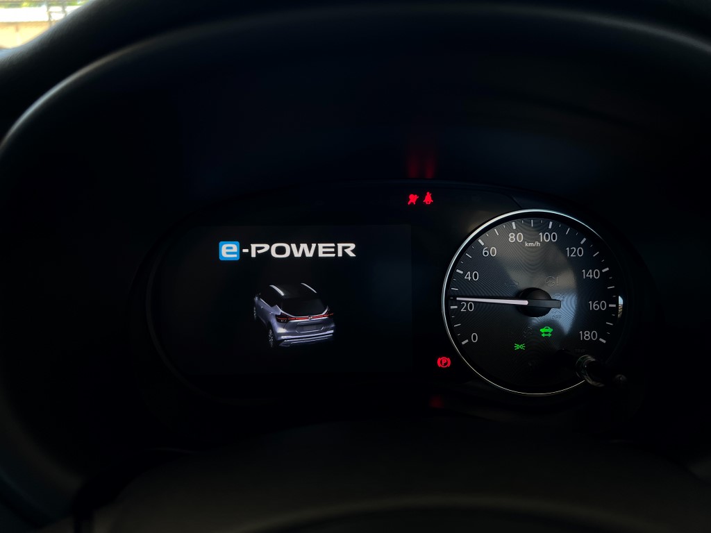 NEW NISSAN KICKS e-POWER