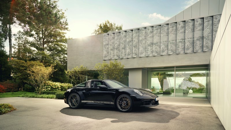 AAS เตรียมจัดงาน The 911 Porsche Design 50th Anniversary