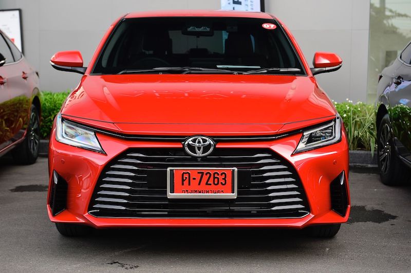 Toyota Yaris Ativ Premium