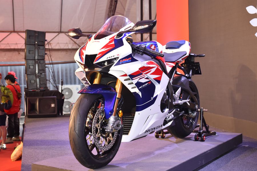 Honda CBR 1000 RR-R