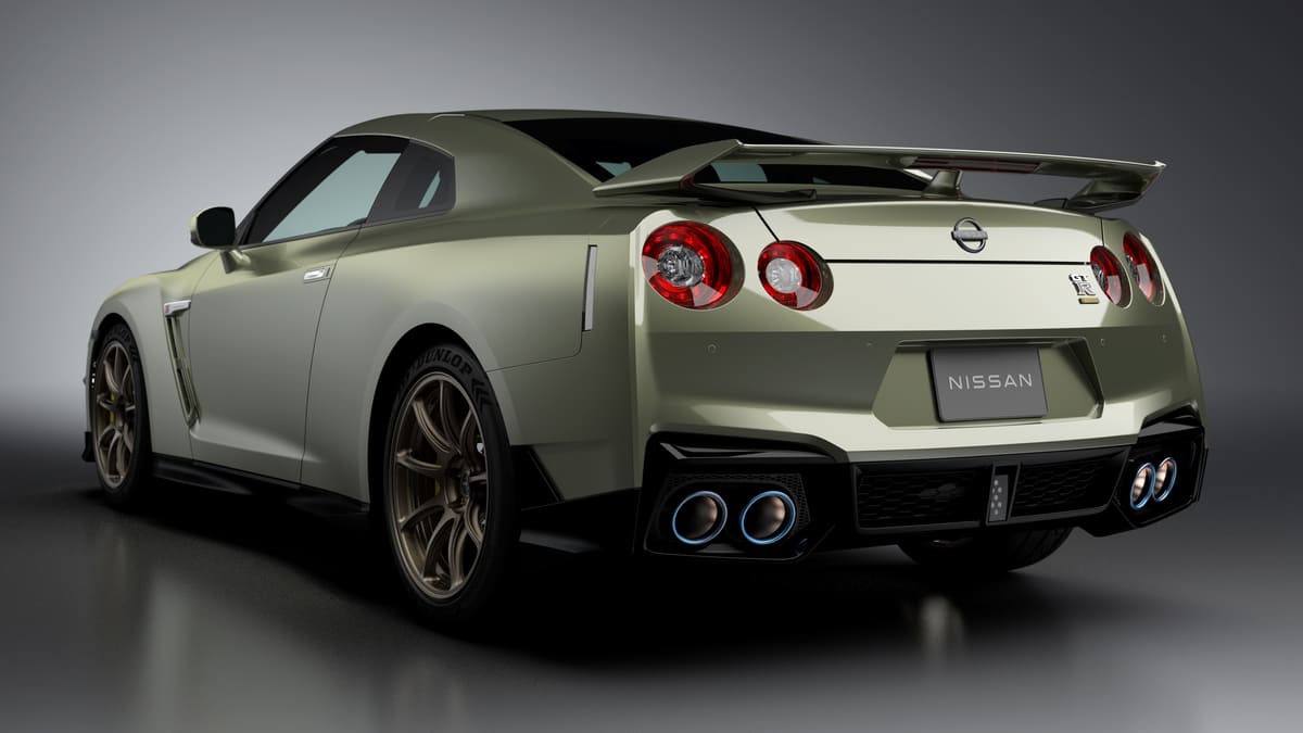 Nissan GT-R รุ่นใหม่