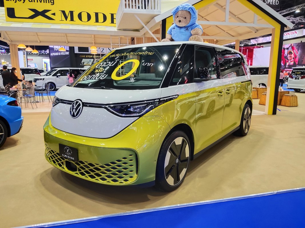 EV CAR PROMOTION MOTOR SHOW 2023