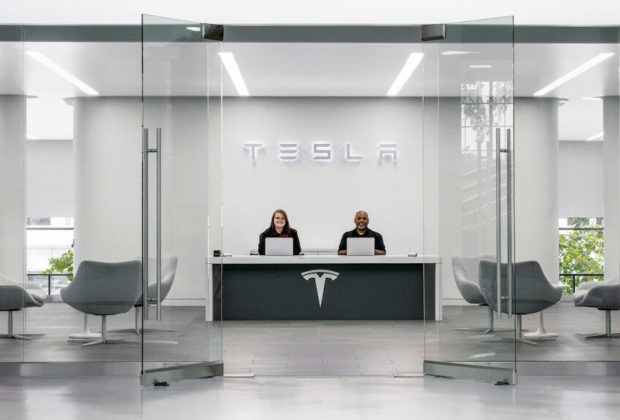 Tesla เปิดศูนย์บริการ
