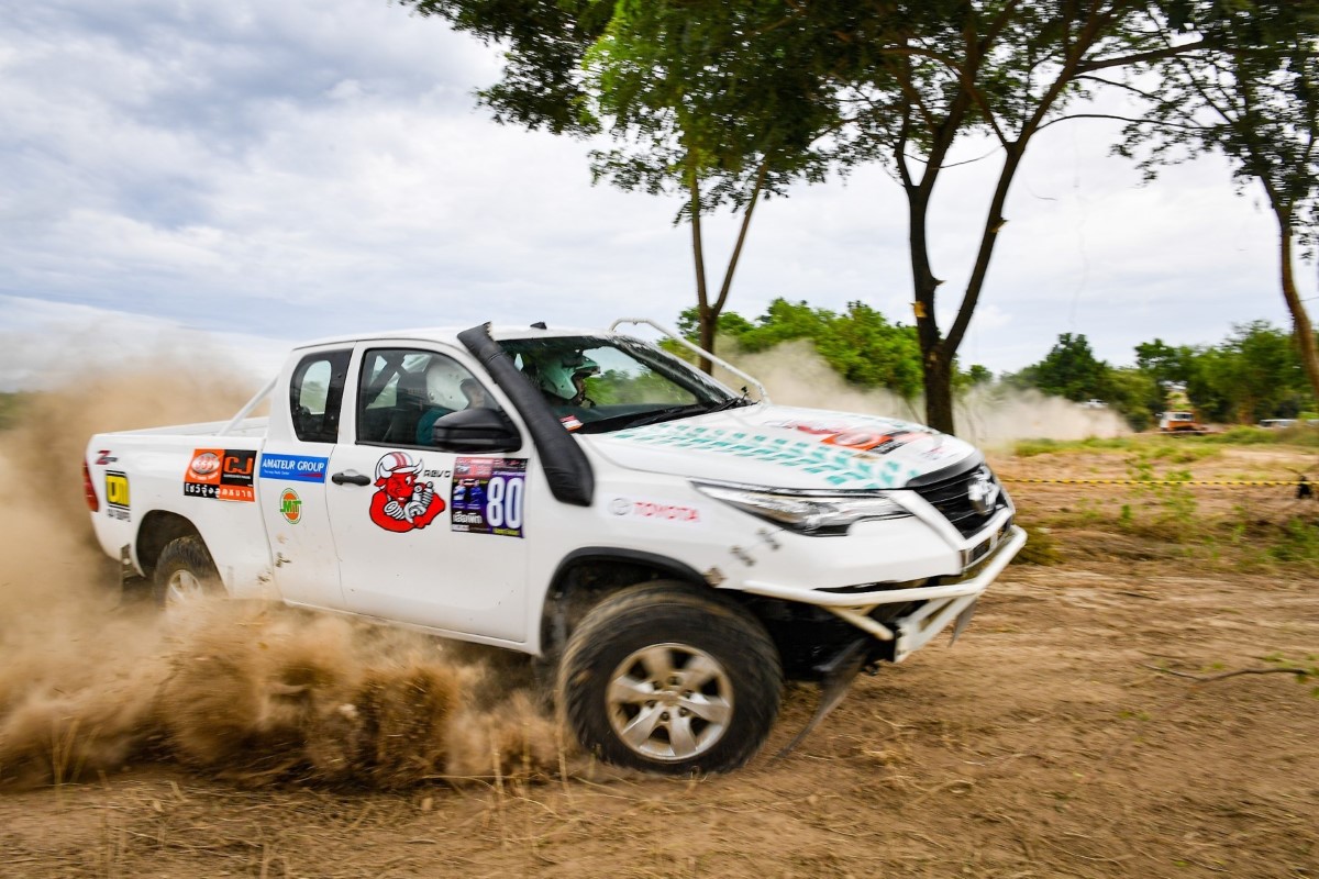 Toyota Hilux Revo 10เซียนประจัญบาน2023