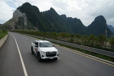 Isuzu V-Cross Press Trip ลุยท้าโลก