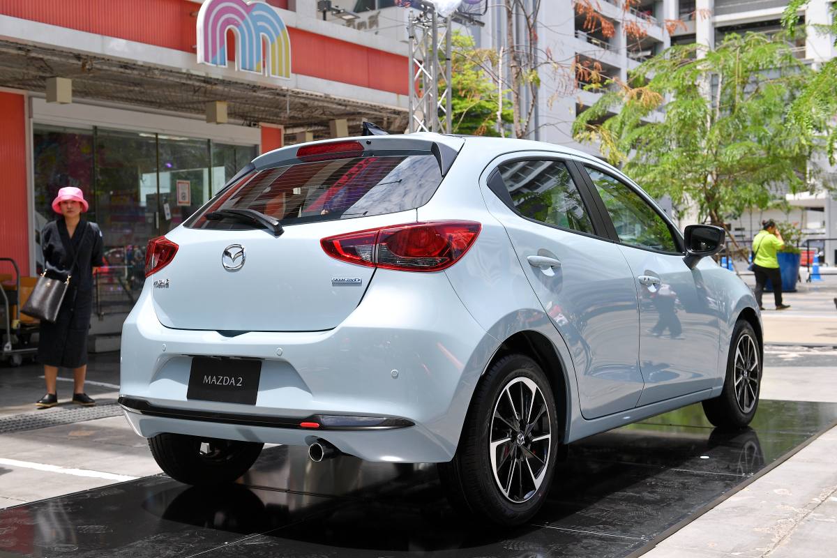 ราคา NEW MAZDA2