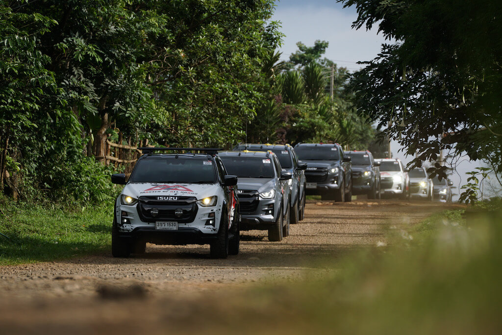 ISUZU V-CROSS 4X4