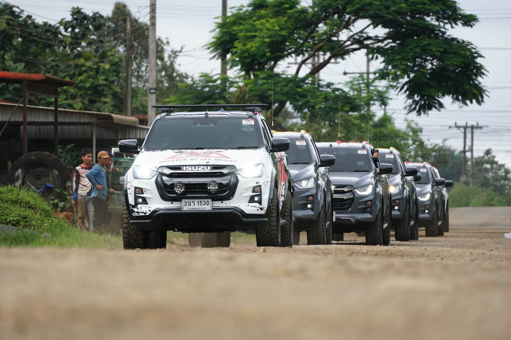 ISUZU V-CROSS 4X4