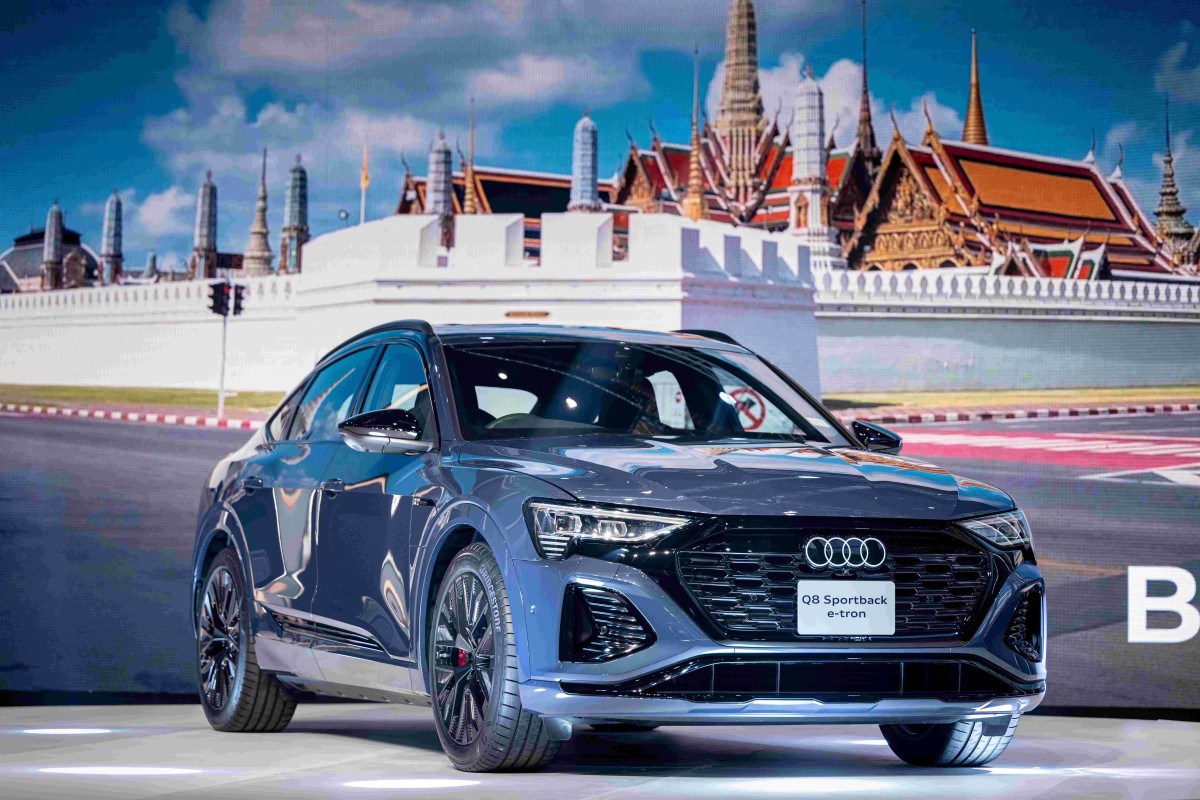 Audi Q8 e-tron รถยนต์ไฟฟ้า