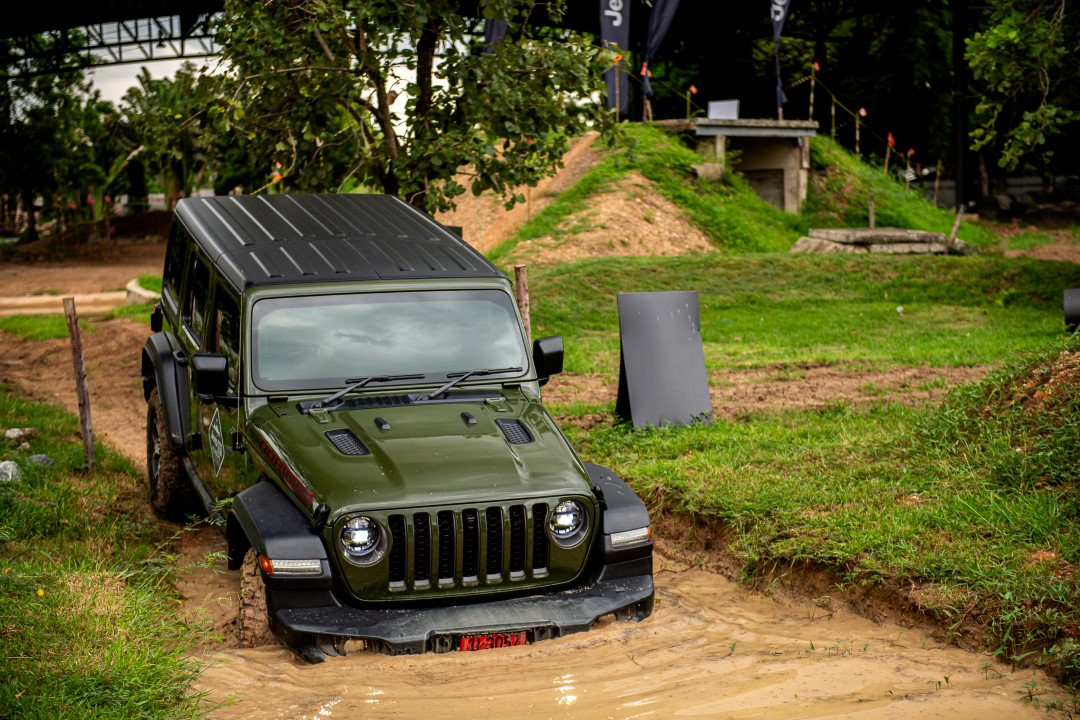 P&S JEEP (THAILAND)