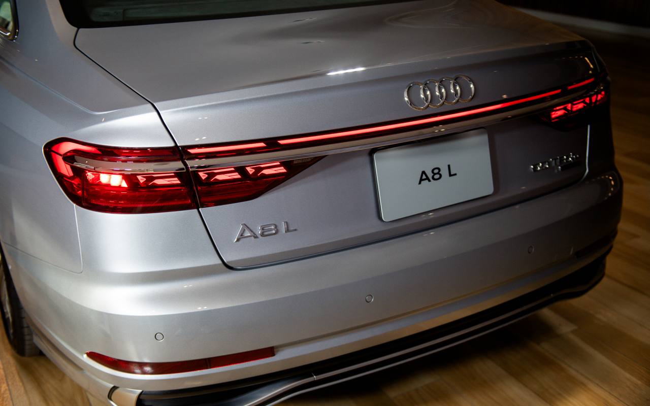 Audi A8 TFSI 