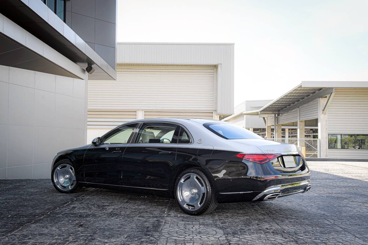 Maybach S 580 e