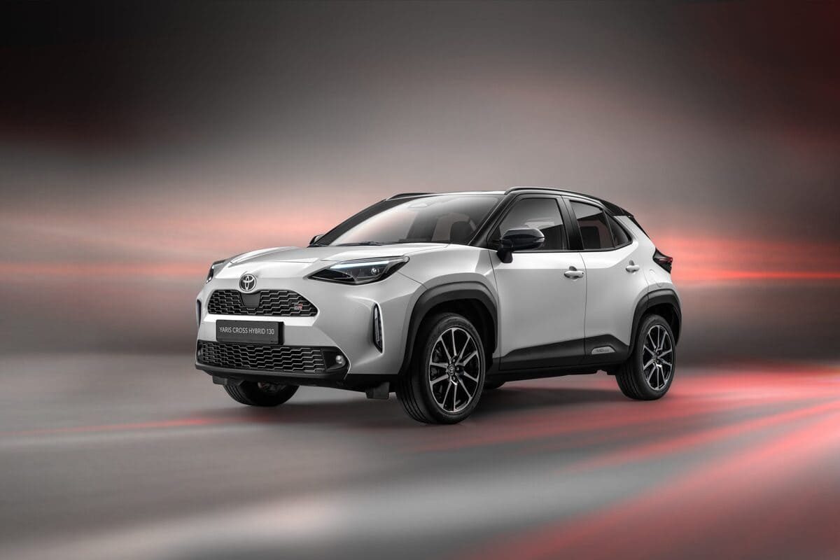 Toyota cross yaris on sale hybrid