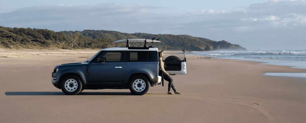 Land Rover Defender Pacific