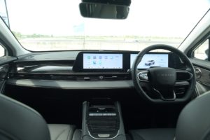 OMODA C5 EV เพิ่มรุ่นย่อย