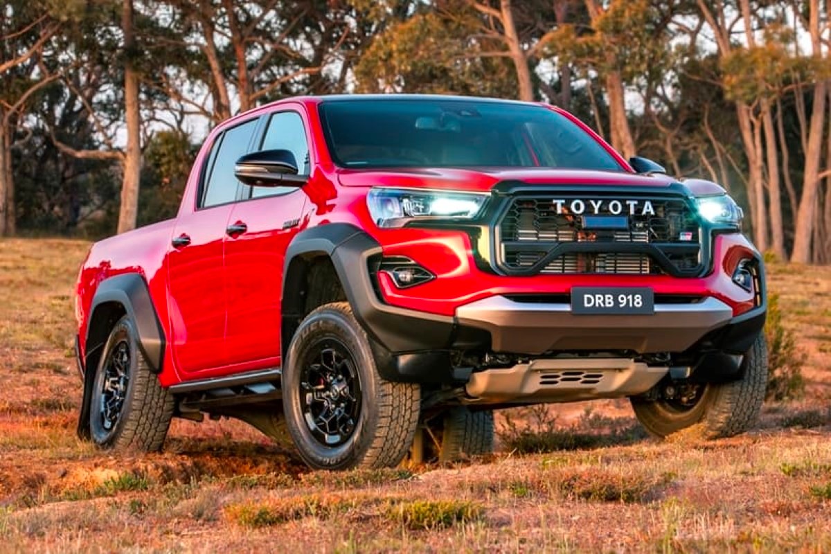 TOYOTA HILUX REVO GR SPORT 2024 พร้อมขายไทยปลายปีนี้