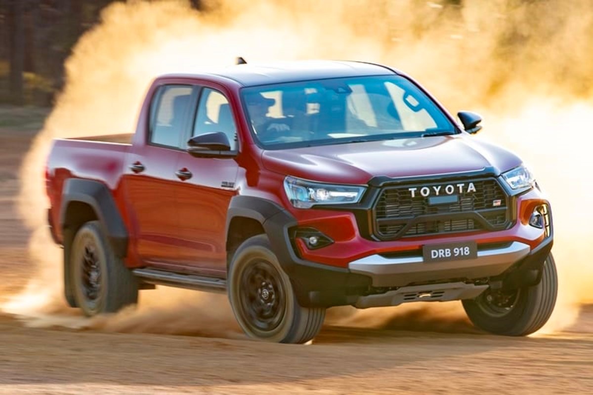TOYOTA HILUX REVO GR SPORT 2024 พร้อมขายไทยปลายปีนี้