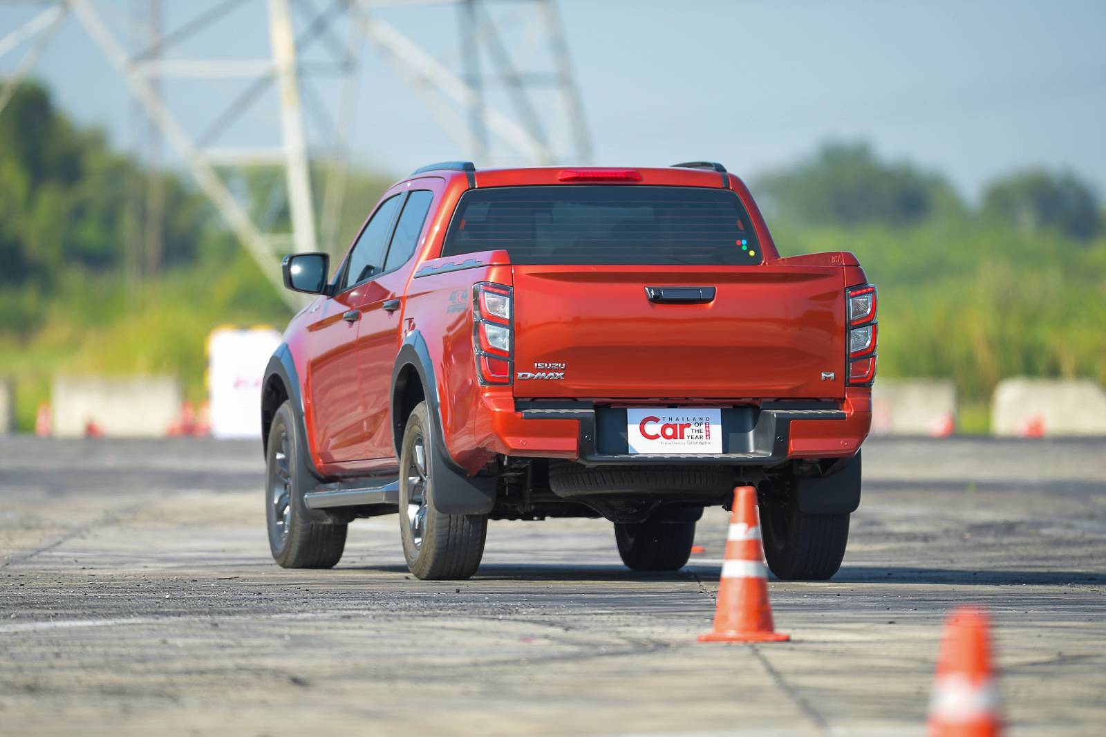 Isuzu VCross 4x4