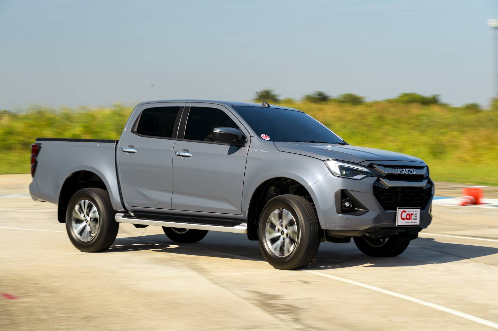 Isuzu DMax Hi Lander