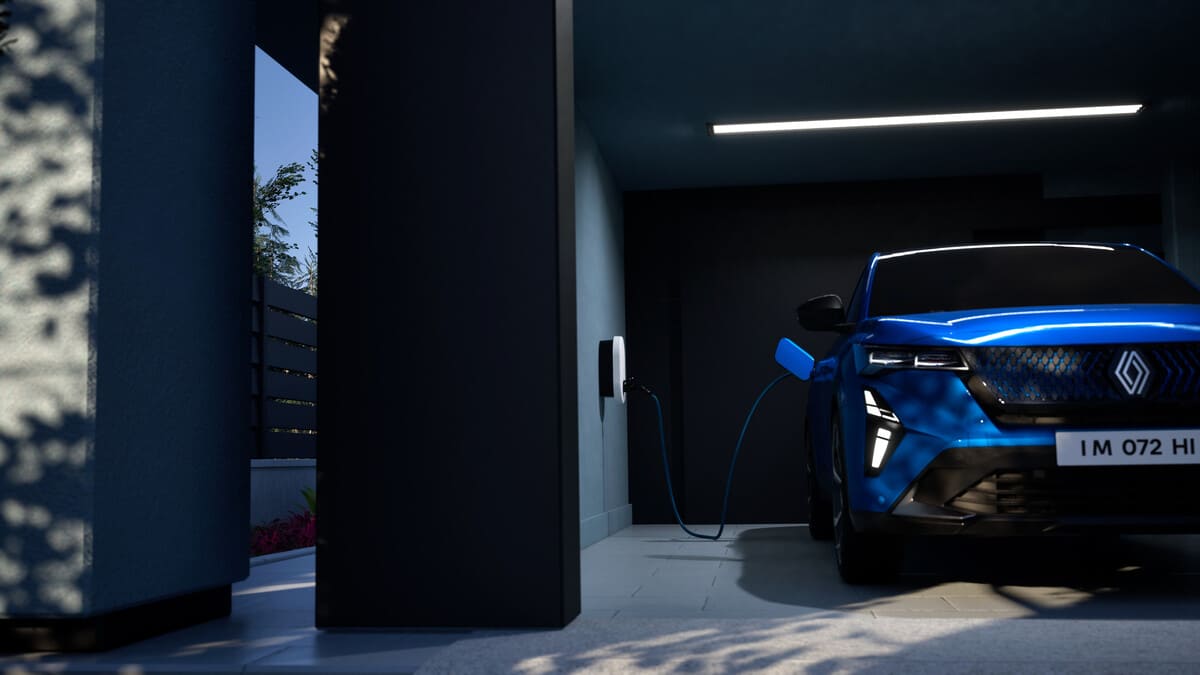 Renault Rafale E-Tech 4x4 300 hp