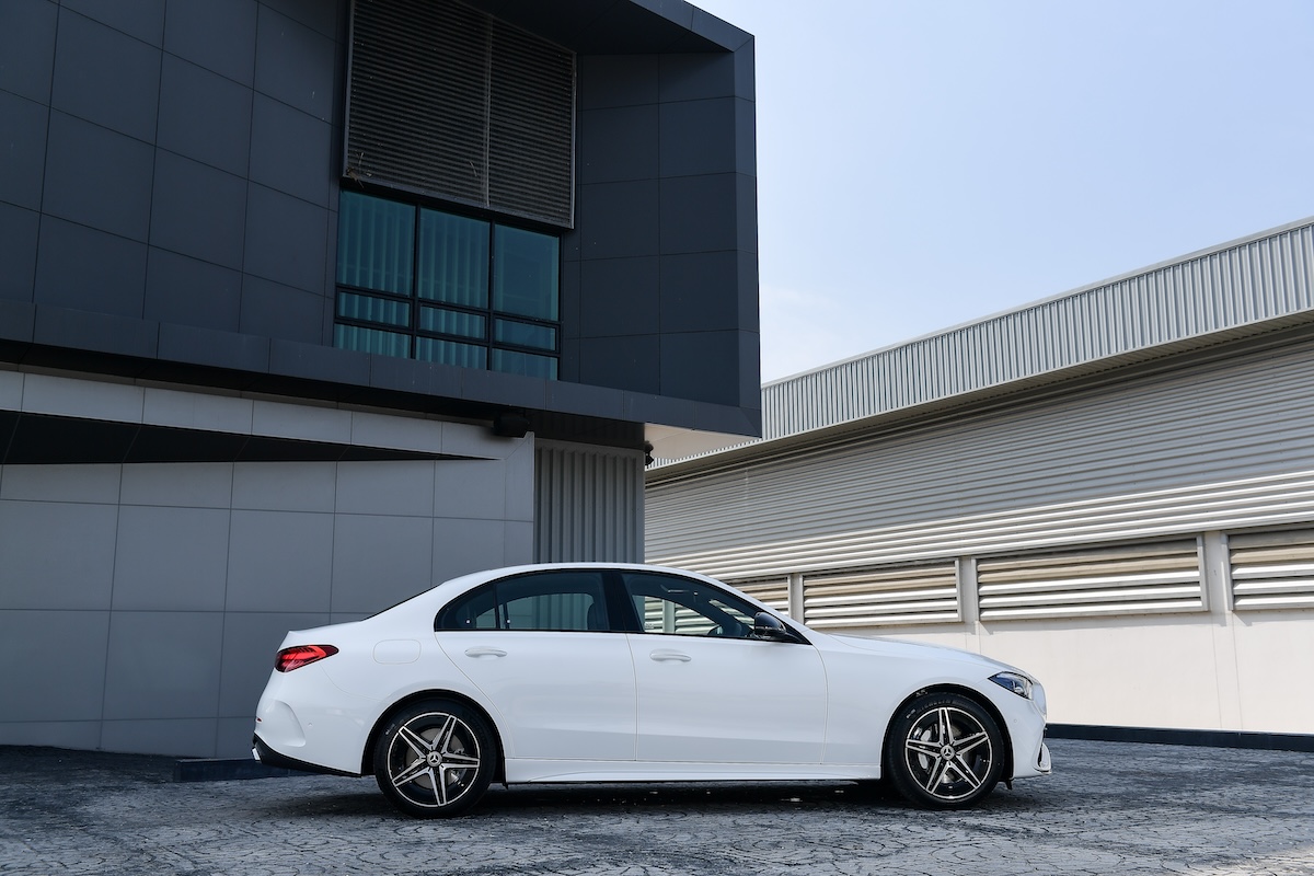 C-Class Night Edition ราคา