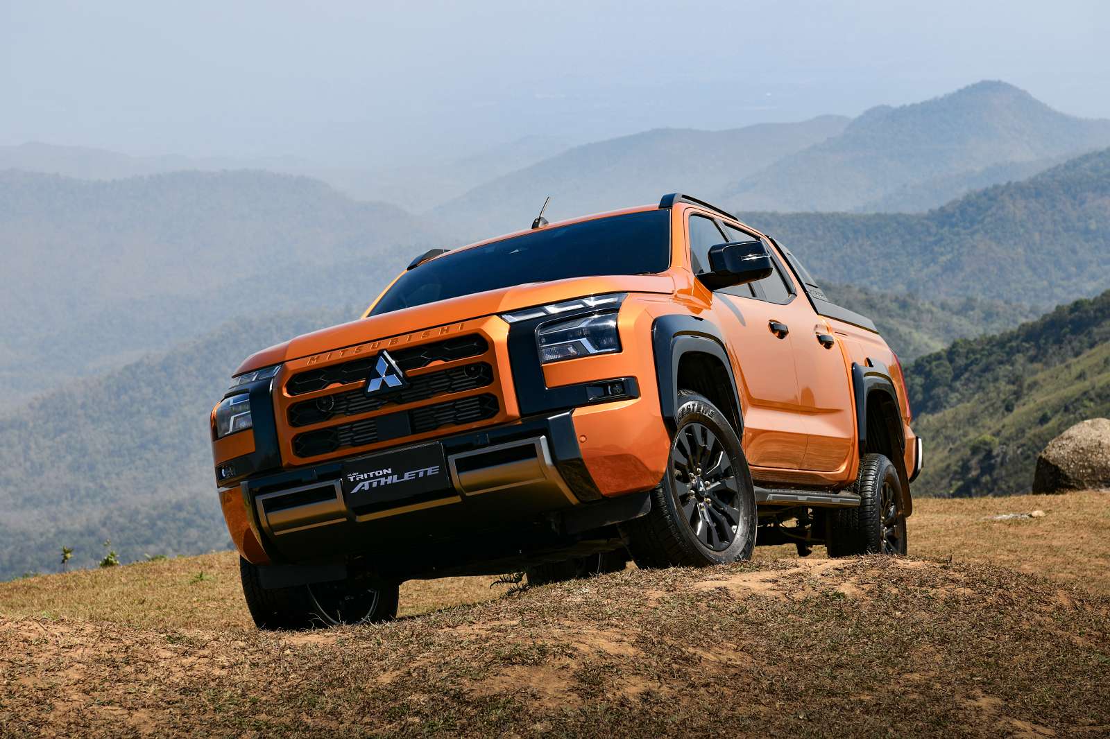 2.ALL- NEW TRITON ATHLETE