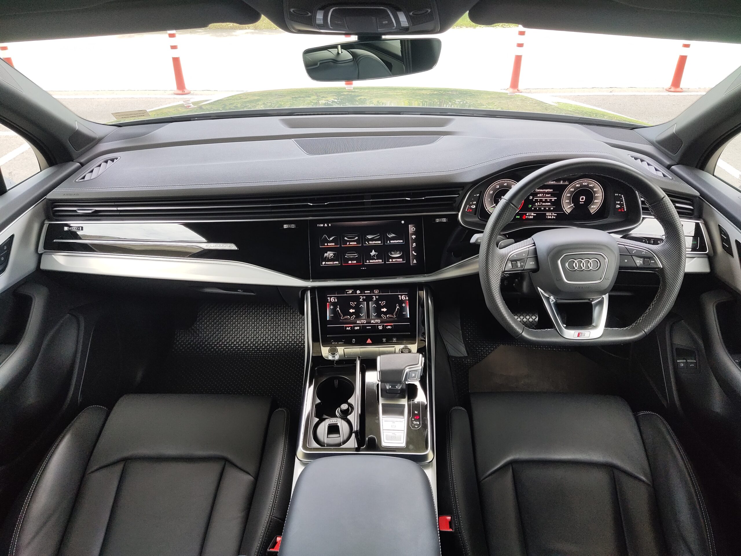 Test Drive Audi Q7 TFSI e