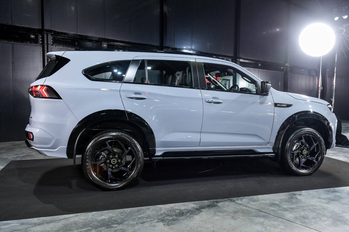 NEW ISUZU MU-X RS