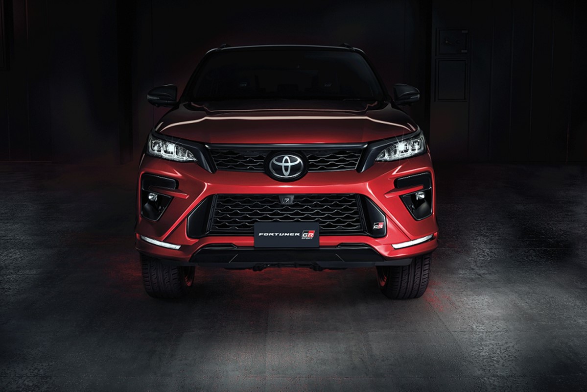 MU-X RS vs FORTUNER GR