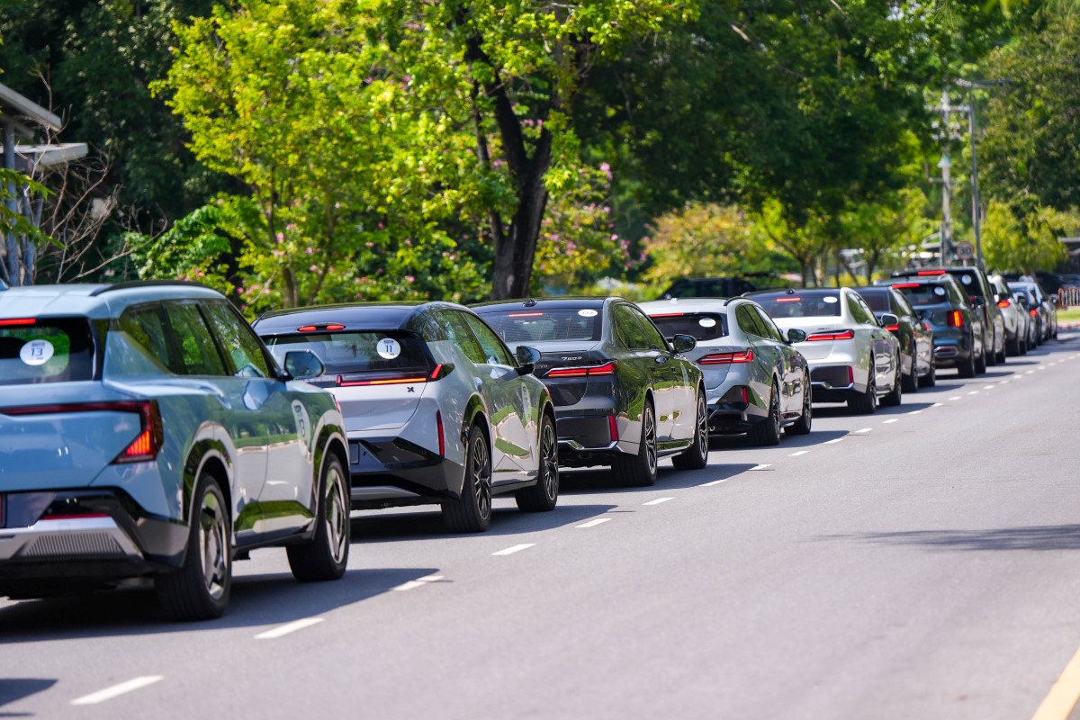 ฅ-คนรักรถ Luxury Rally 2024