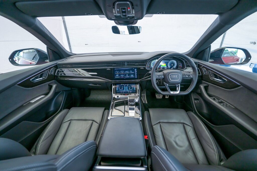 Audi Q8 TFSI e quattro S line edition one