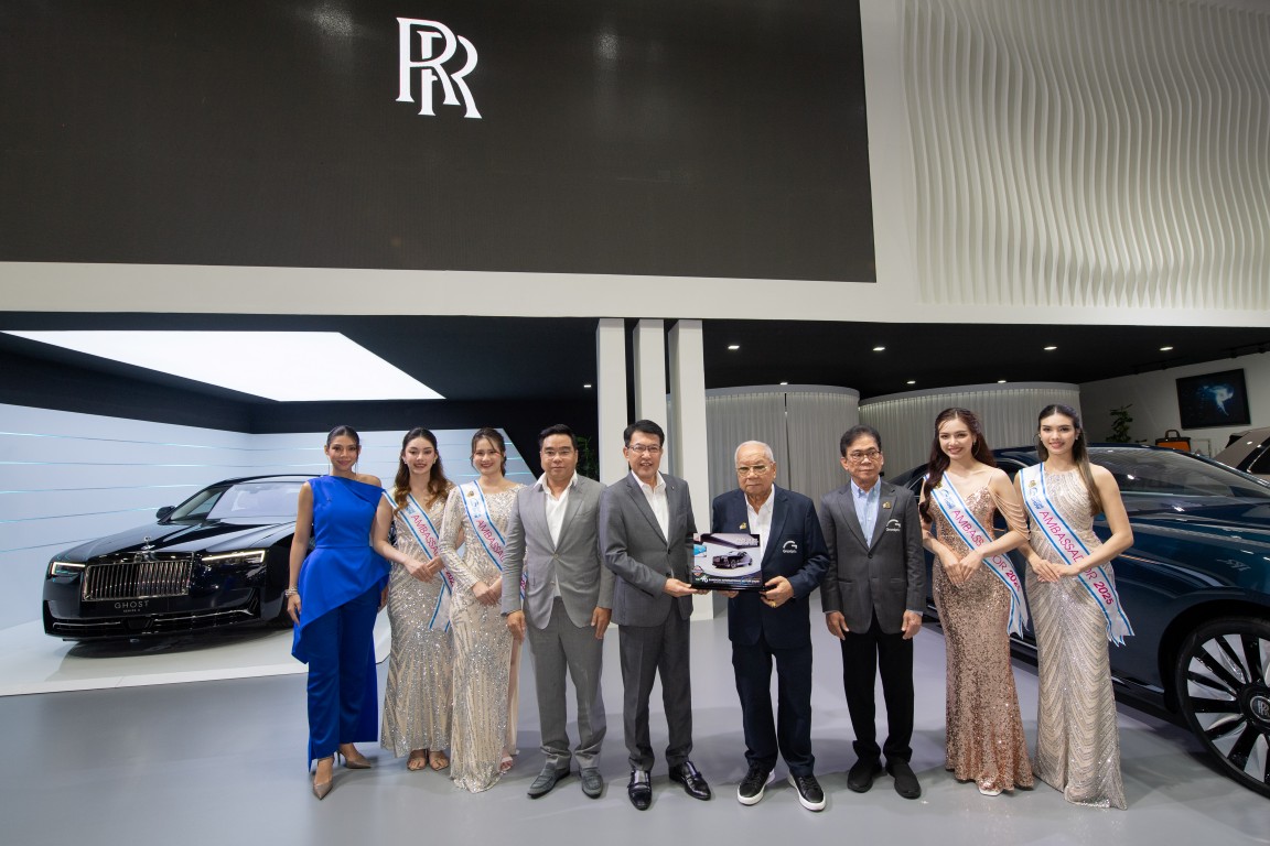 HONDA AUTOMOBILERolls RoyceEXHIBIT DESIGN AWARD