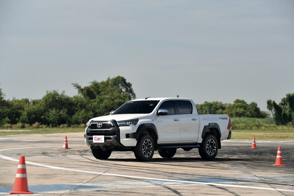 Toyota Hilux Revo D