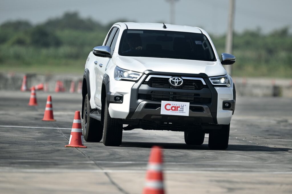 Toyota Hilux Revo D