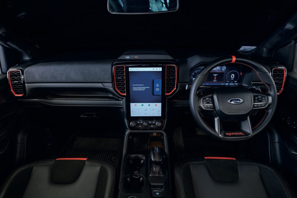 FORD คว้า 2 รางวัลรถยนต์ยอดเยี่ยมแห่งปี Car of The Year 2025