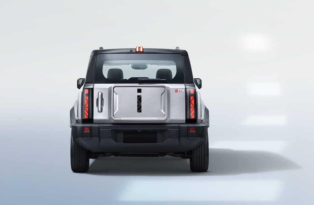 JAECOO 6 EV 4WD