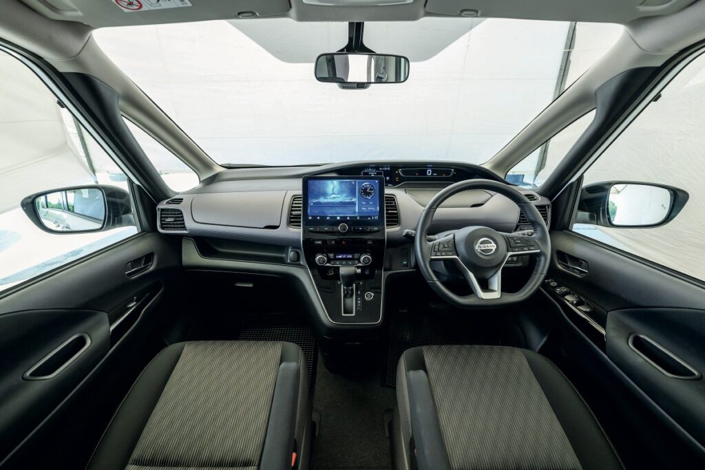 NISSAN SERENA Highway Star