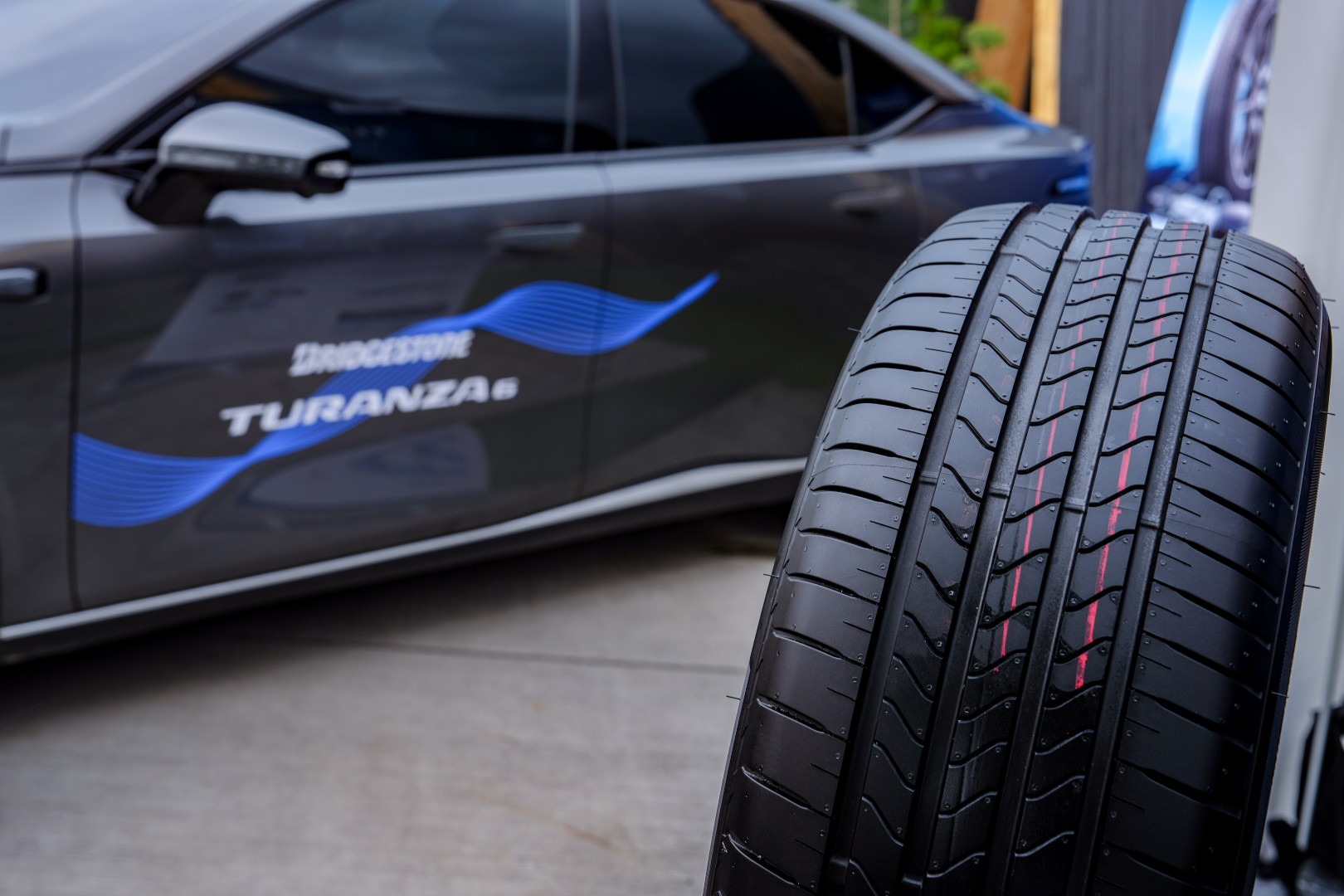 BRIDGESTONE TURANZA 6