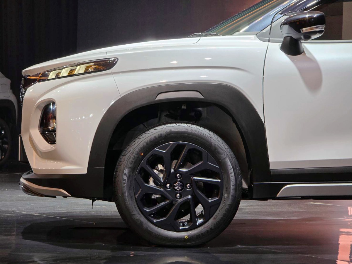 SUZUKI FRONX 2025