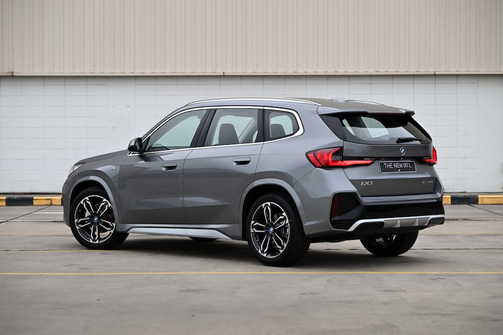 BMW iX1 eDrive20L