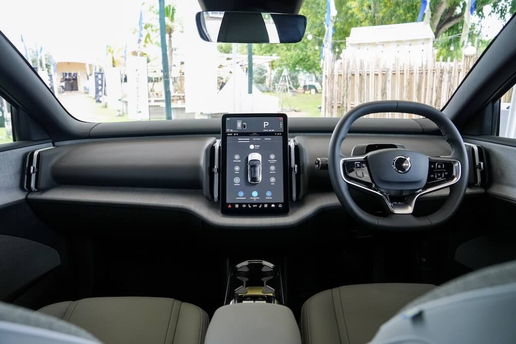VOLVO EX 30 CROSS COUNTRY